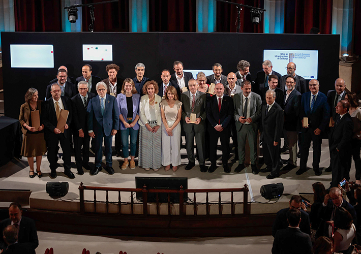 Foto DFactory Barcelona recibe el Premio a la Infraestructura 2022 en la VII Noche de las Infraestructuras.